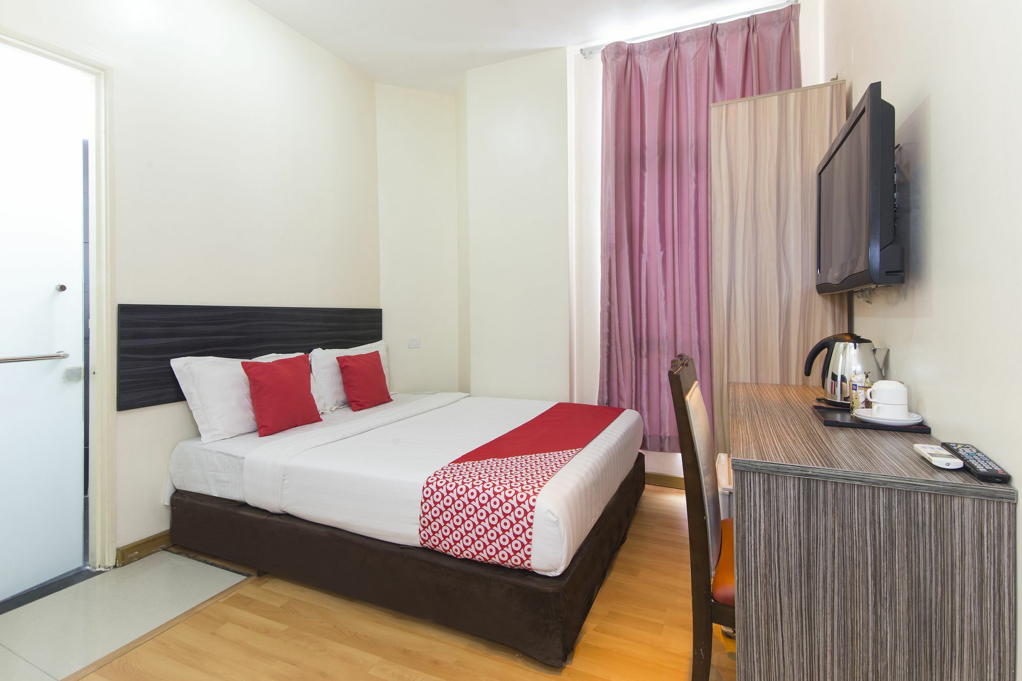 Super Oyo 331 I Boutique Hotel Petaling Jaya Exterior foto